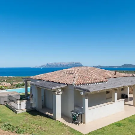 Martina Villa Olbia